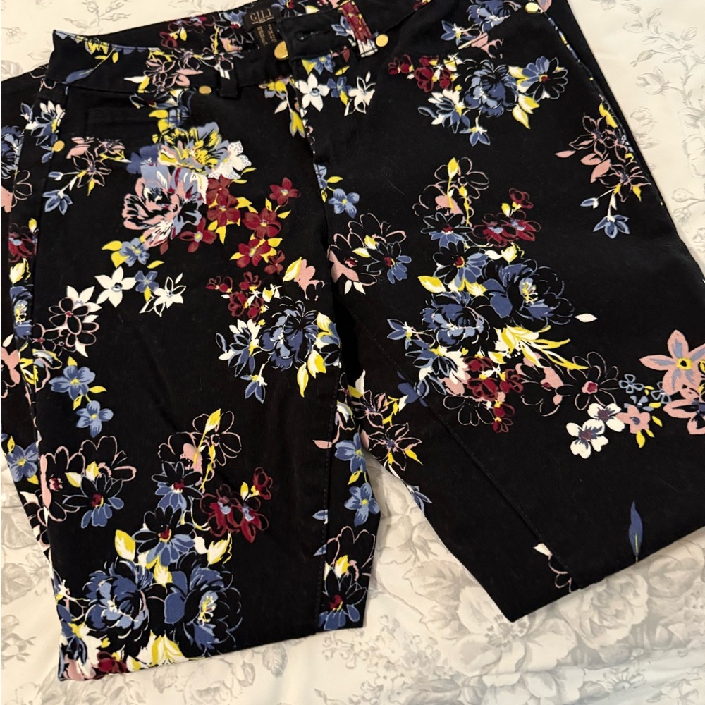 G.I.L.I. Black Floral Print Pants with Multicolor Flowers
